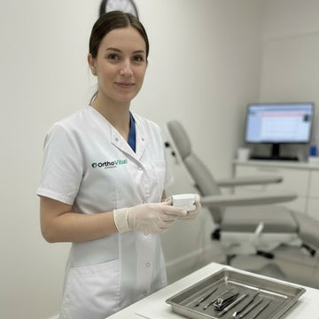Romena™ — Toenail Fungus Light Therapy Device